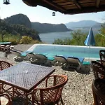 Villa Gokbel 3*