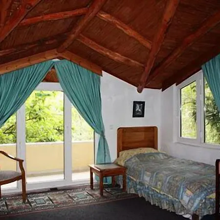 Villa Gokbel ゲストハウス Gokbel